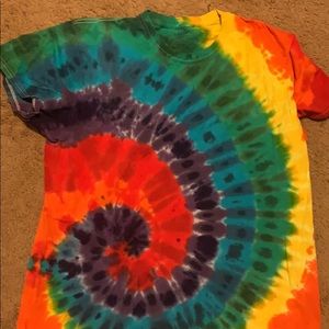 handmade rainbow tie dye tee :^)